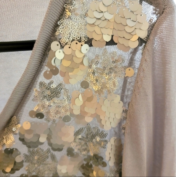BCBGMAXAZRIA Silver Sequin Cardigan. M. - Picture 7 of 7